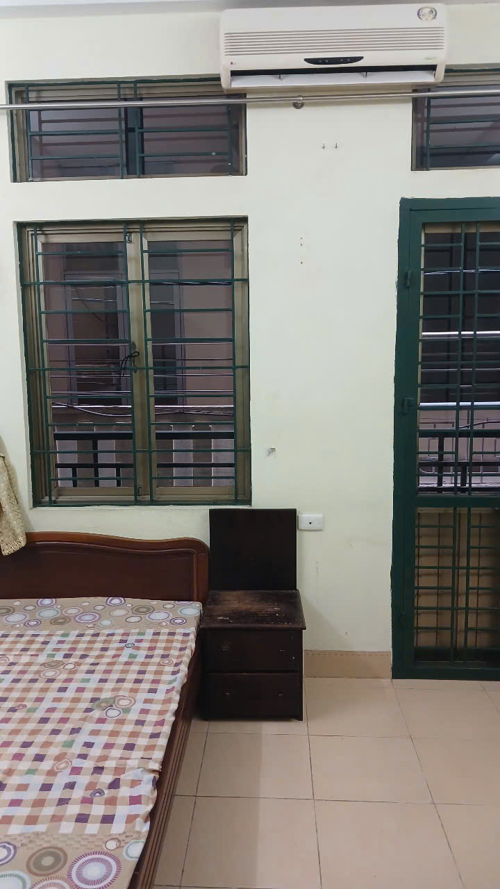 Cho thuê nhà nguyên căn ngõ 161 Hoàng Văn Thái, 20m2x3 tầng, 5 Triệu vào ngay - Ảnh 2